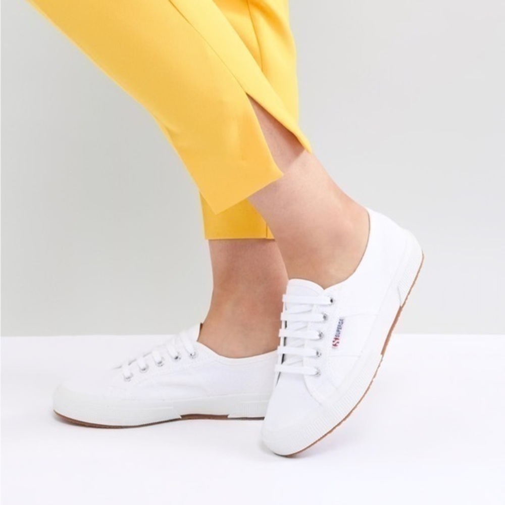 Superga 2750 Cotu Classic Canvas White Sneakers Size 5 / 35